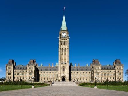 Pouvoir et influence de la grande entreprise sur la politique d'investissement canadienne
