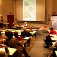 Dorval Brunelle recueillant les commentaires suite au panel de clôture